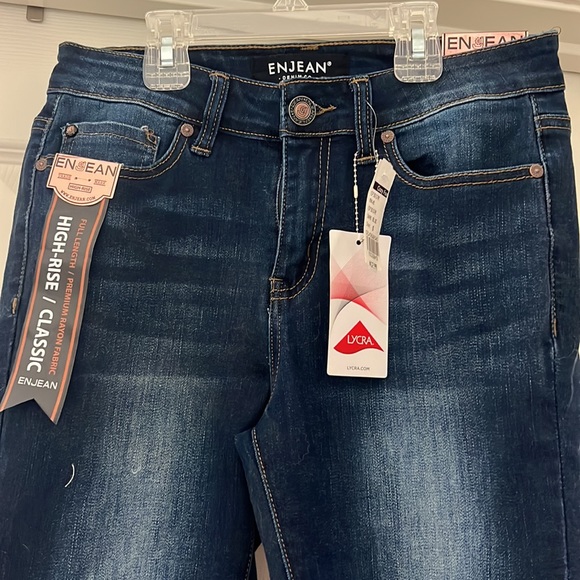 High Rise Jeans - Picture 2 of 5